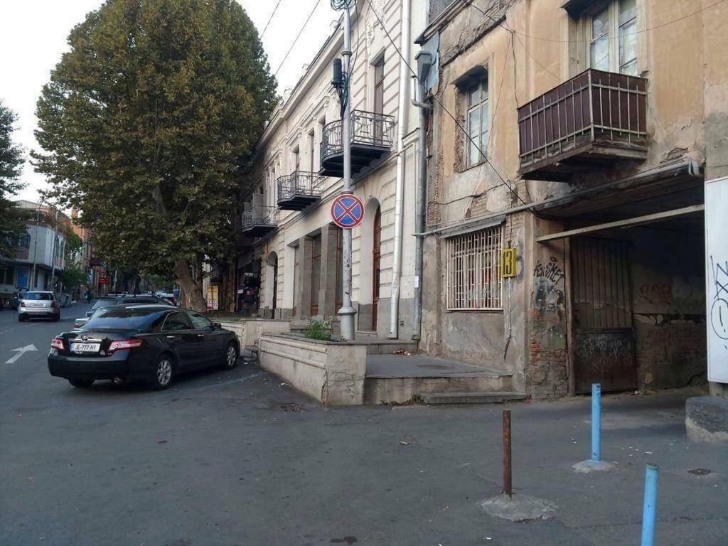 Guliko'S Apartment In Тбилиси Екстериор снимка